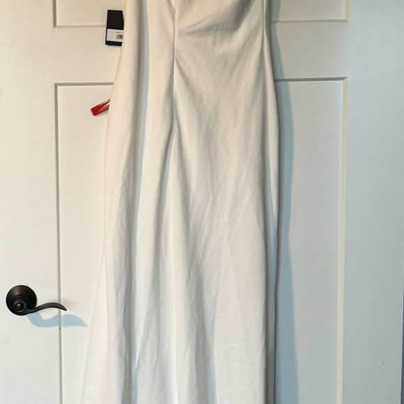 New Mac Duggal BOW ONE SHOULDER EVENING GOWN size 8 - Picture 9 of 9